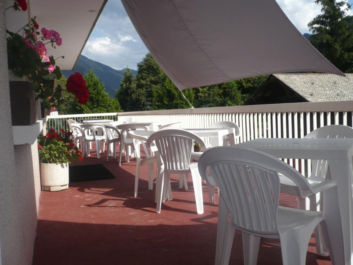 Bed and Breakfast Cent Cristaux à Abondance Extérieur photo